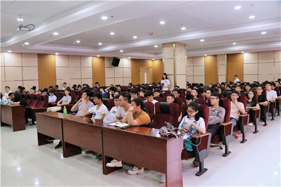 【第十六届科技学术节】“奠定项目基础,打造顶层设计”创新创业专题讲座
