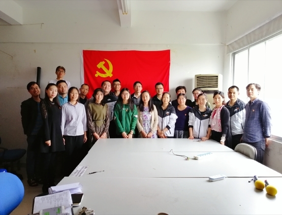大合照.jpg