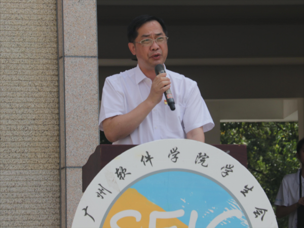 体育健身月| 运动迸发活力，青春展现自我