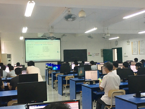 第十五届科技学术节丨巧学善思炼技能  沉着冷静赛水平