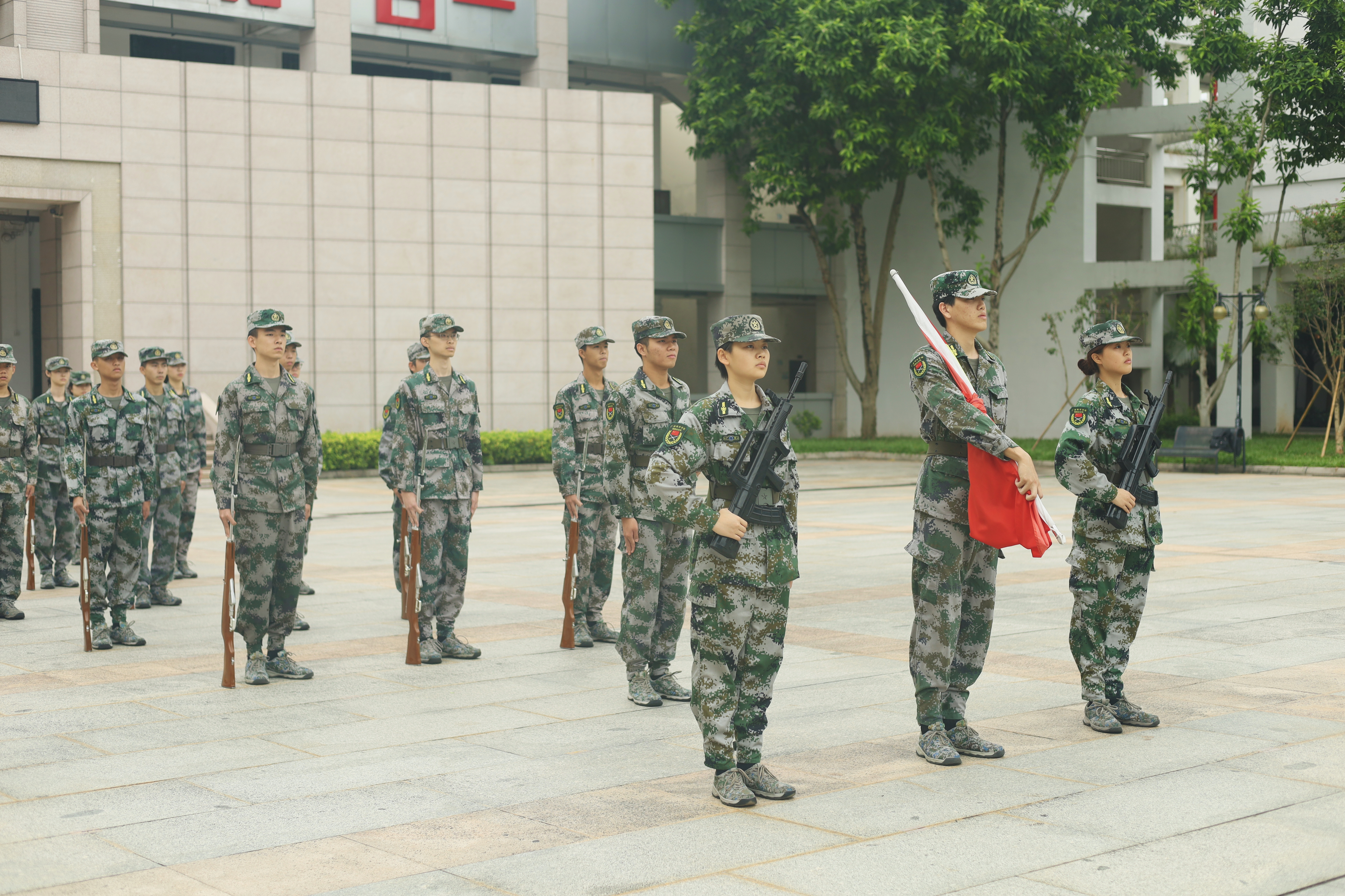 【非凡娱乐第十四期“青年马克思主义者培养工程”培训班升旗仪式】