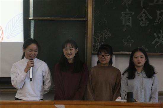 06宿舍风采介绍(2).jpg